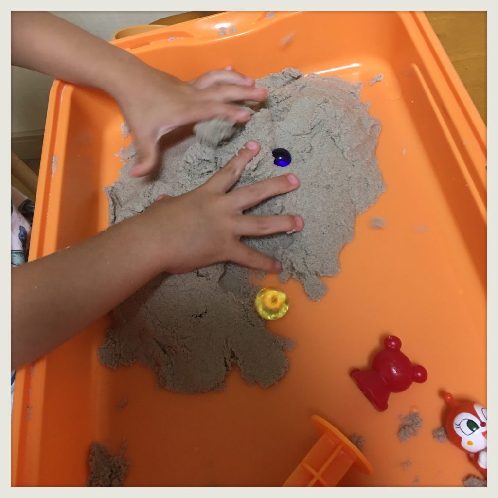 アンパンマンどこでもすなば画像