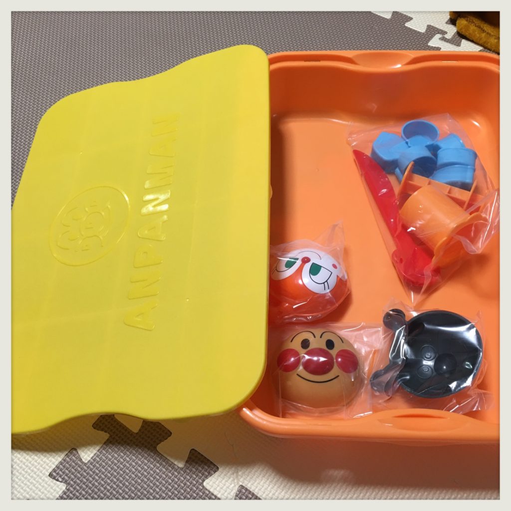 アンパンマンどこでもすなば画像